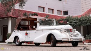 best luxurious vintage car