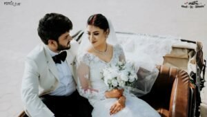 Pre Wedding Video Shoot in Royal Vintage Car Near Me